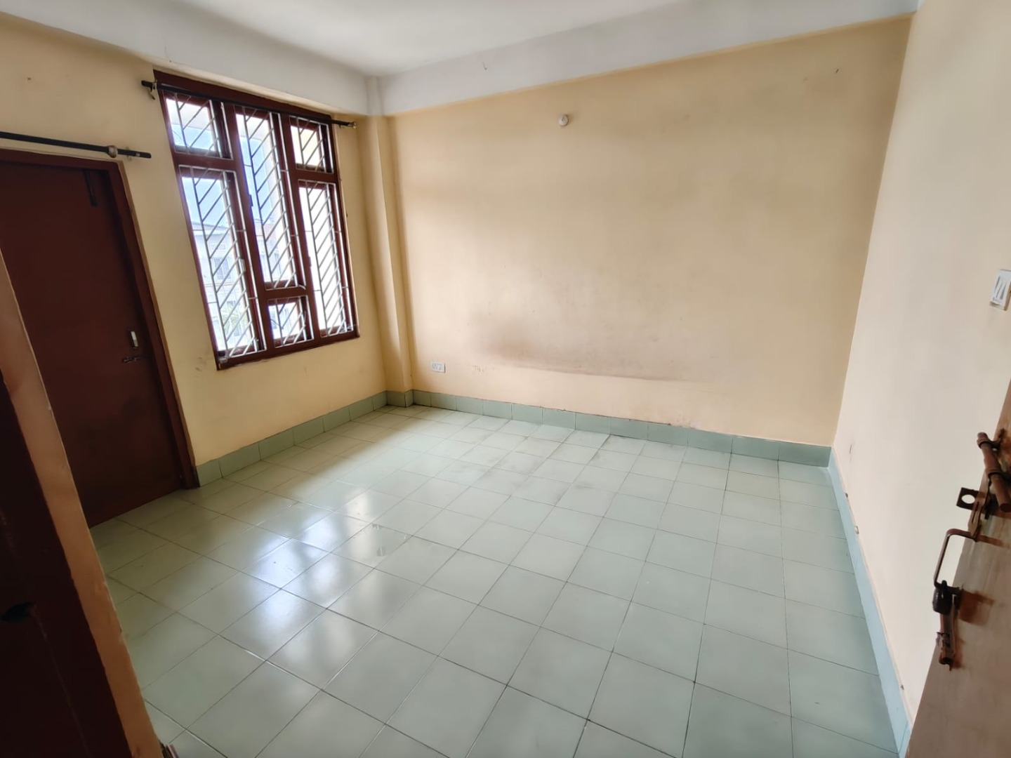 Semi Furnished 2bhk in Rajgarh, Chandmari, Guwahati, Assam, India for Rent